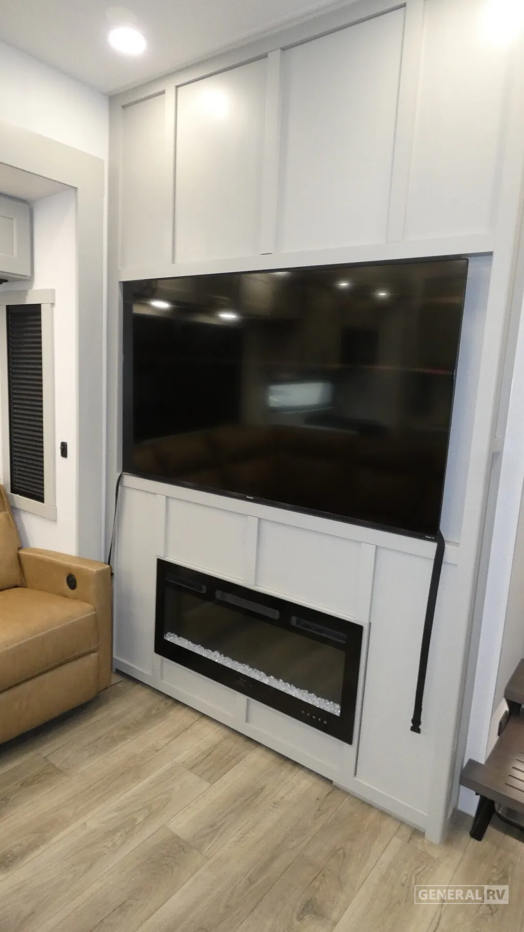 2025 Brinkley Model G 3250, Photos photo 25