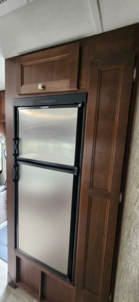 2019 Forest River Forester 3271S dealer photo 6 from RV Outlet