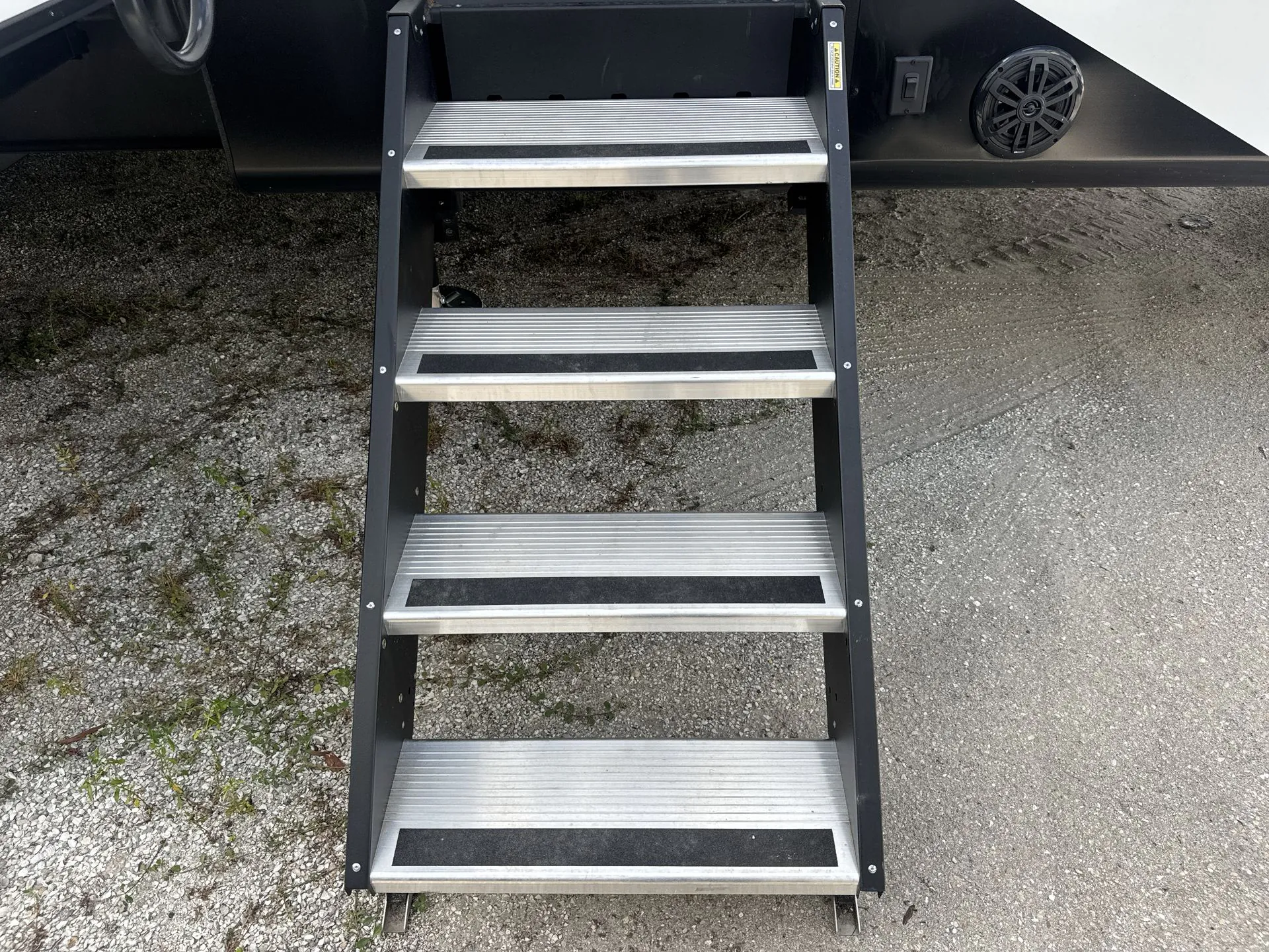 2026 Jayco Eagle 360DBOK - Photo 3