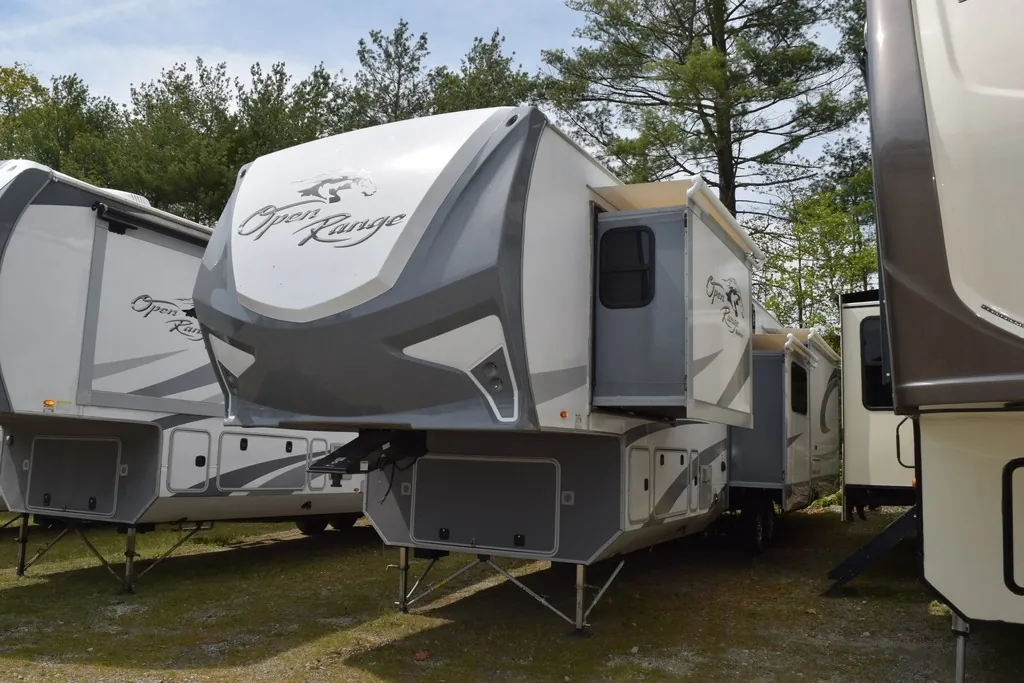 2018 Highland Ridge Open Range 371MBH - Photo 3