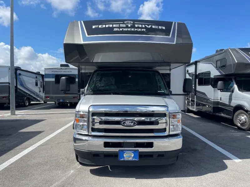 2026 Forest River Sunseeker 2860DS - Photo 3