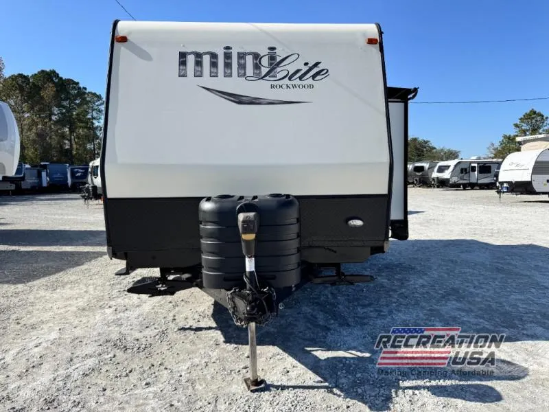 2015 Forest River Rockwood Mini Lite 2109S - Photo 3
