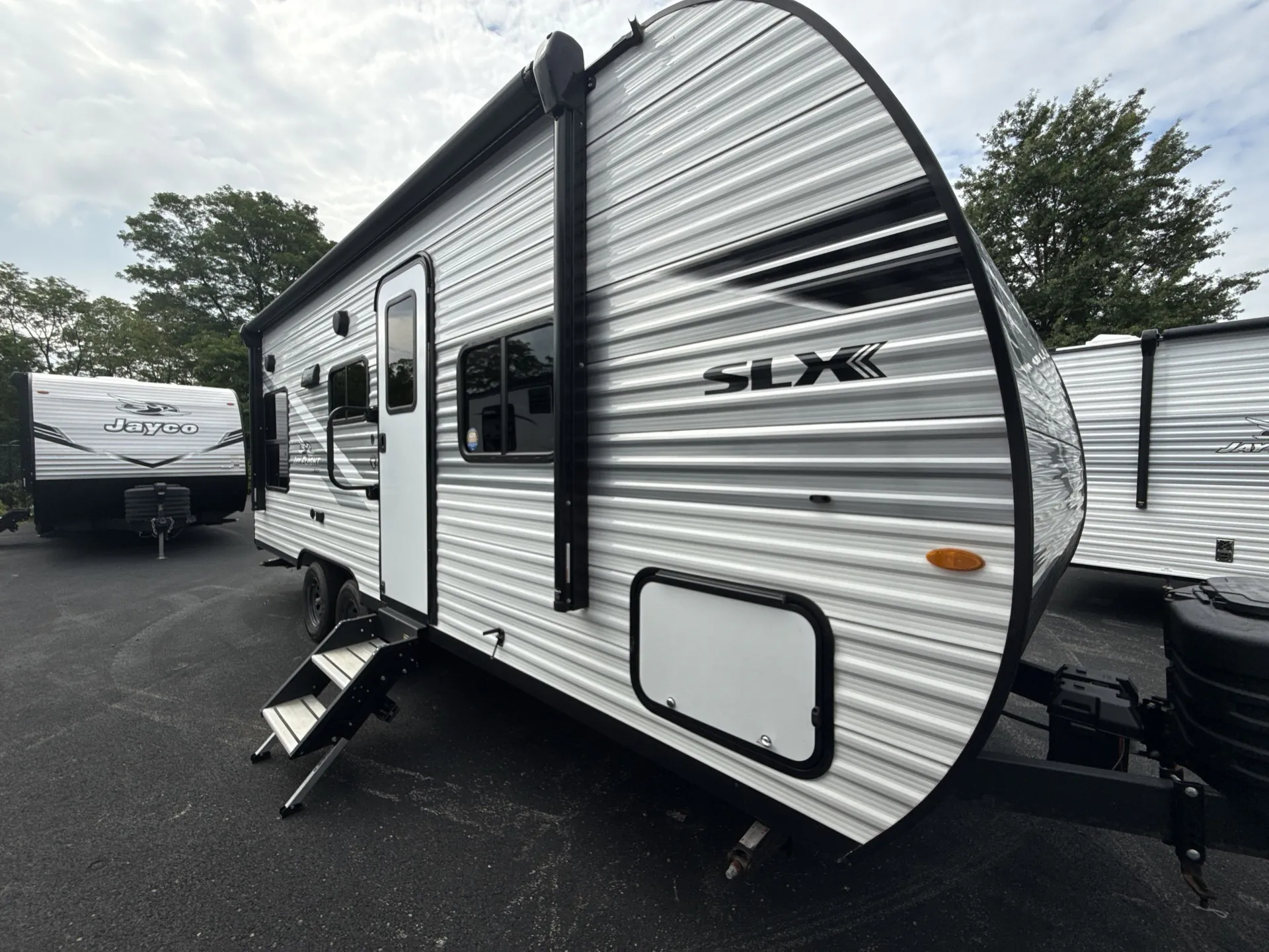 2025 Jayco Jay Flight SLX 210QBW - Photo 4