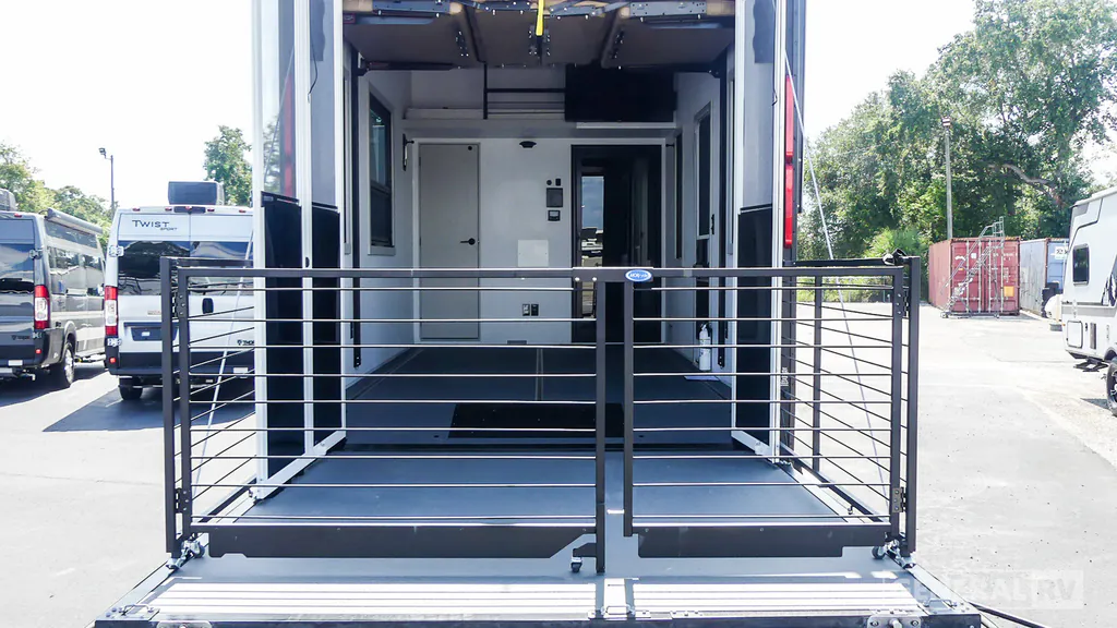 2025 Brinkley Model G 4000, Photos photo 46
