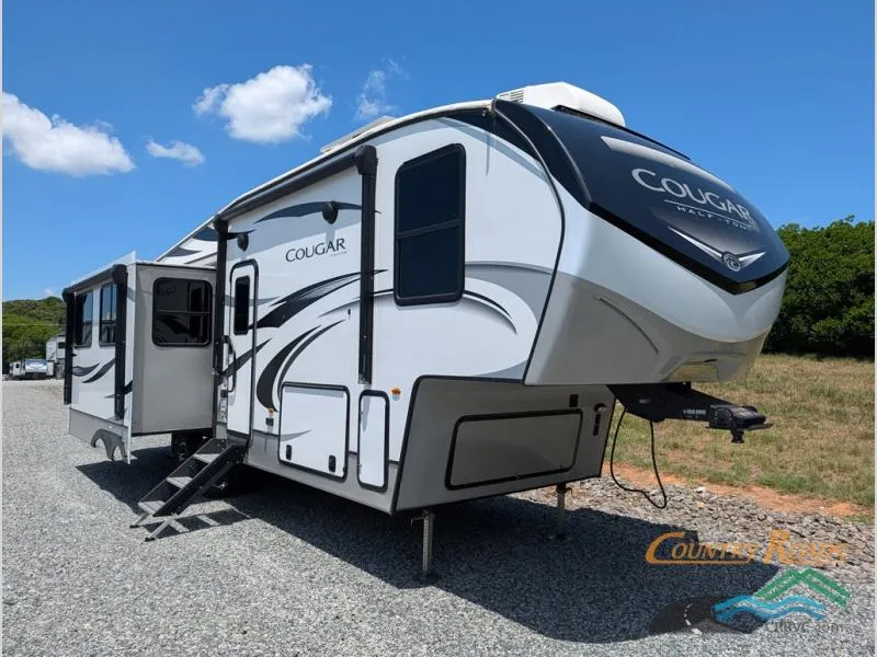 2022 Keystone Cougar Half-Ton 29RLI - Photo 2
