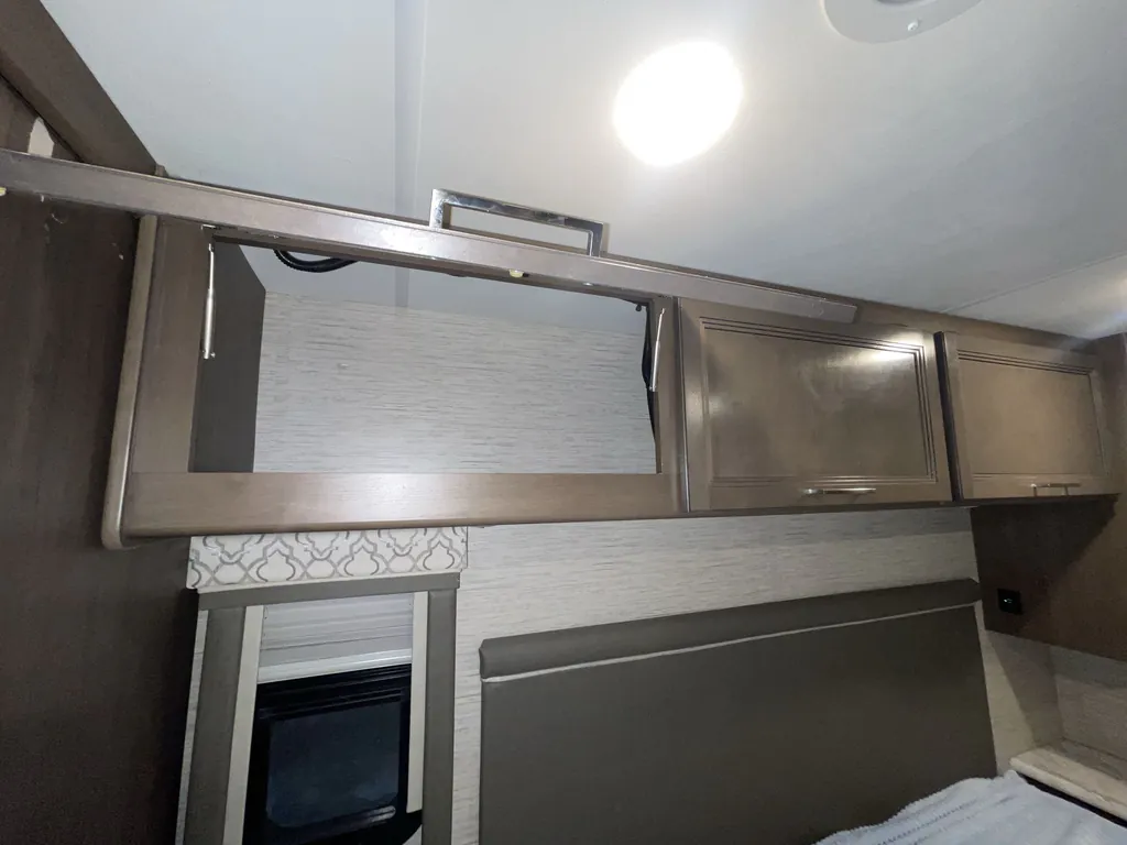 2022 Thor Motor Coach Freedom Traveler A32, Photos photo 27