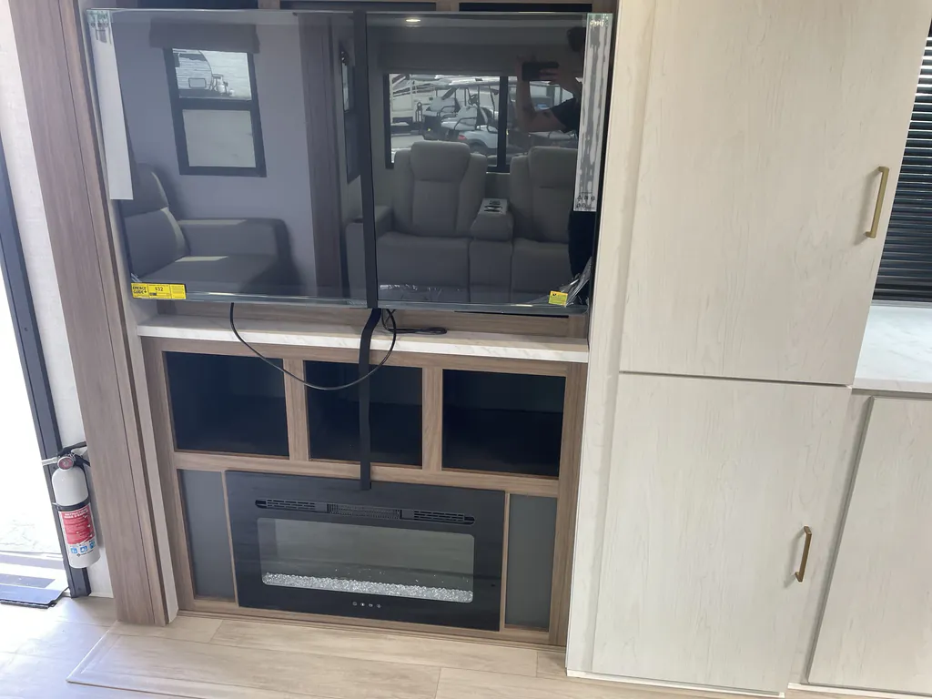 2026 Forest River Vibe 3400XL, Photos photo 14