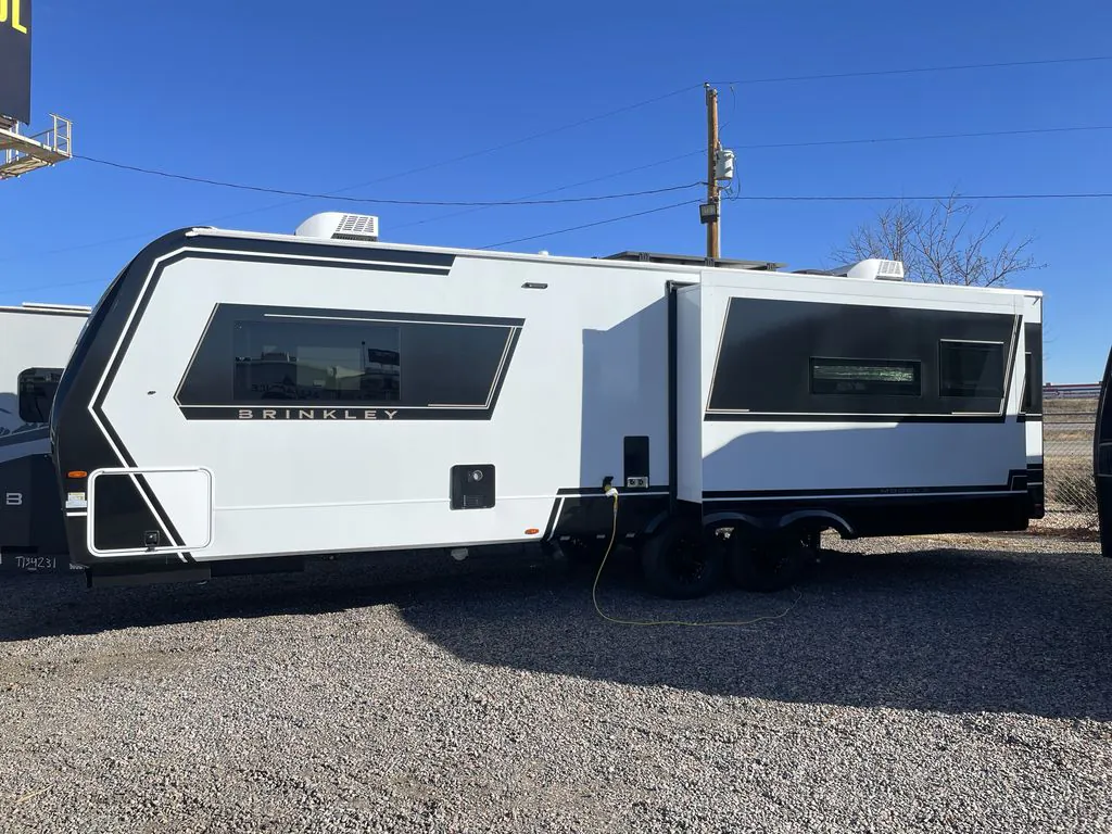 2026 Brinkley Model Z Air 297, Photos photo 2