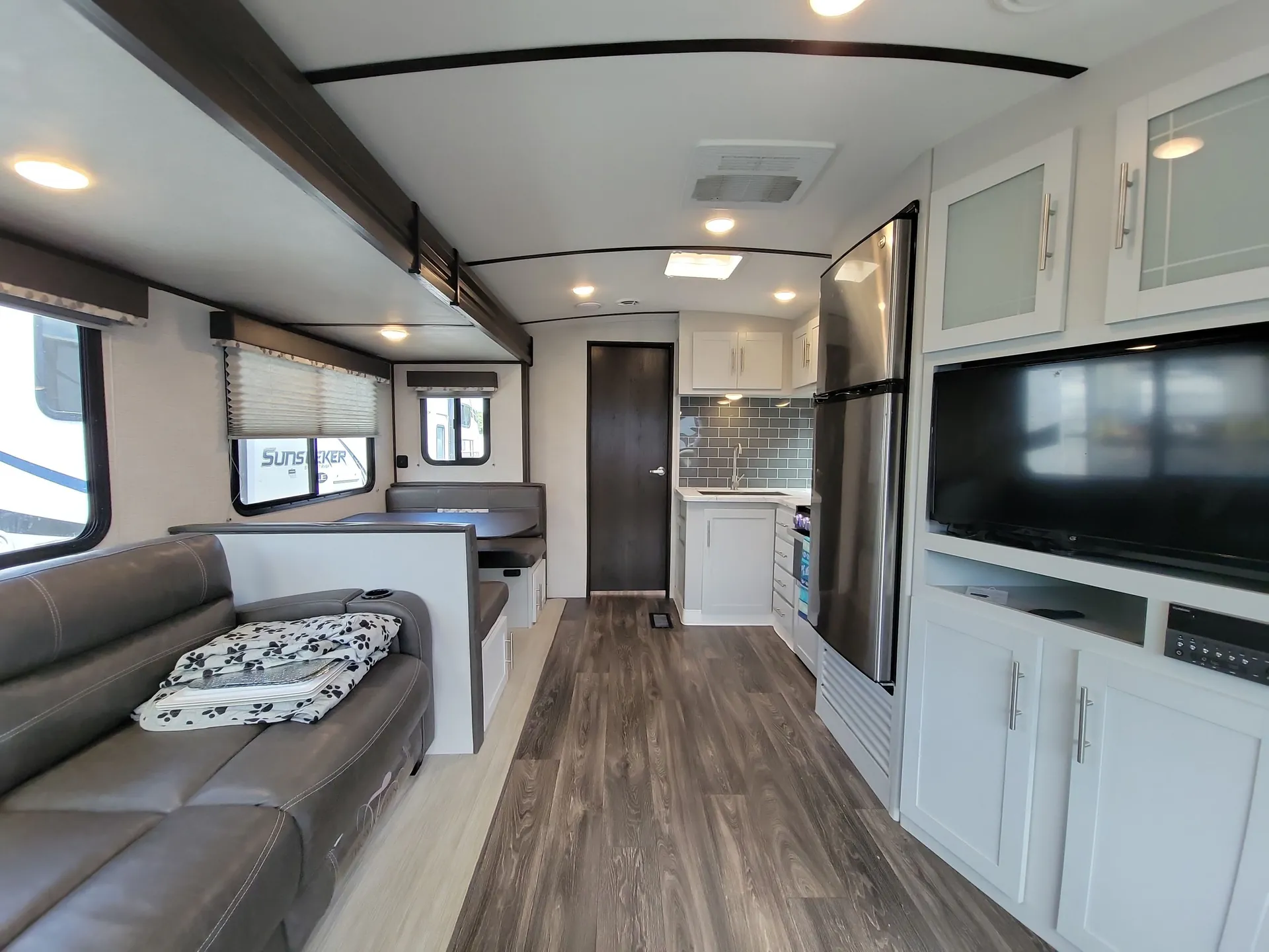 2021 Keystone Bullet 291RLS — living area main