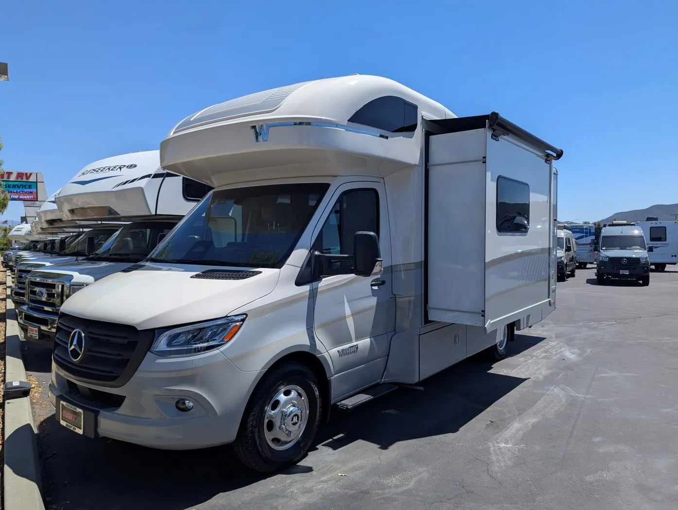 2027 Winnebago View 24R - Photo 4