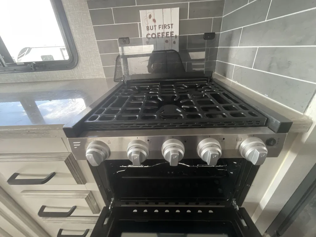 2023 Jayco Precept 34B, Photos photo 11