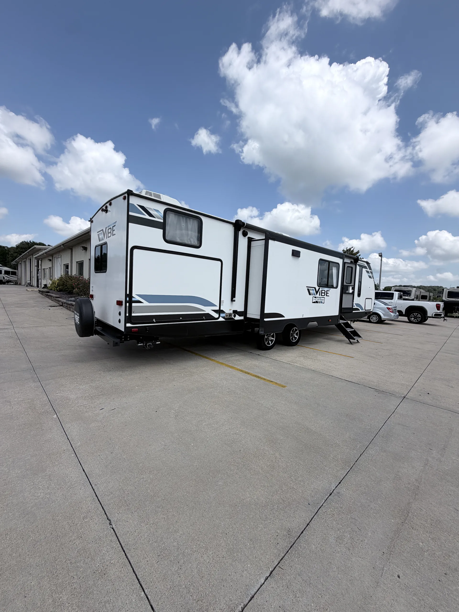 2022 Forest River Vibe 34BH — Photo 7