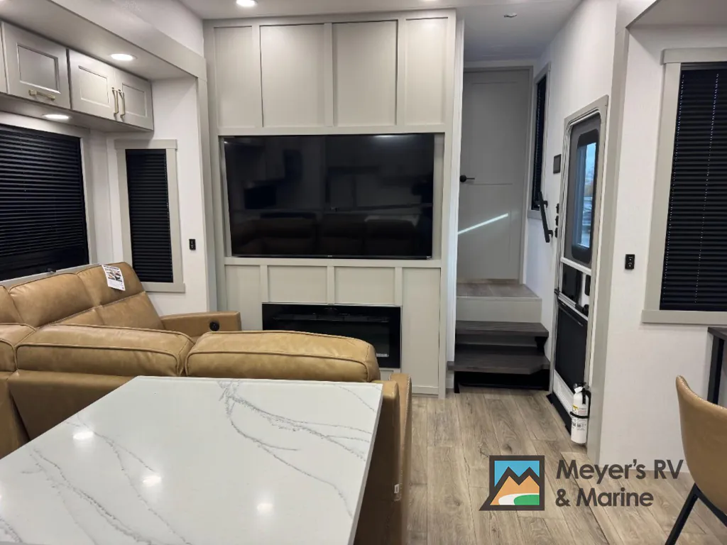 2026 Brinkley Model G 3970, Photos photo 7