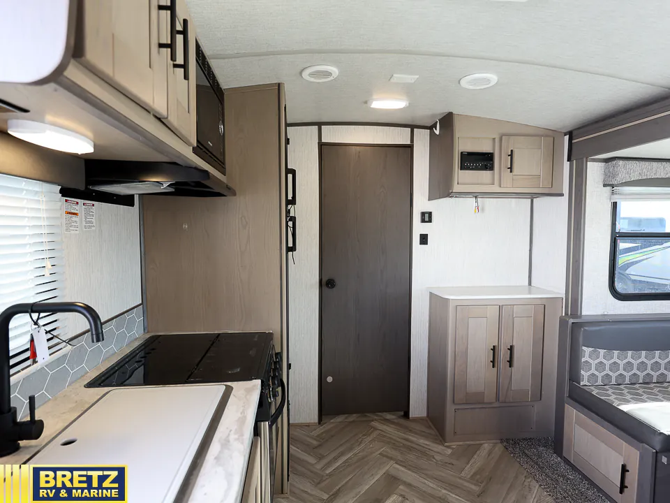 2020 Cruiser RV Shadow Cruiser 193MBS - Photo 4