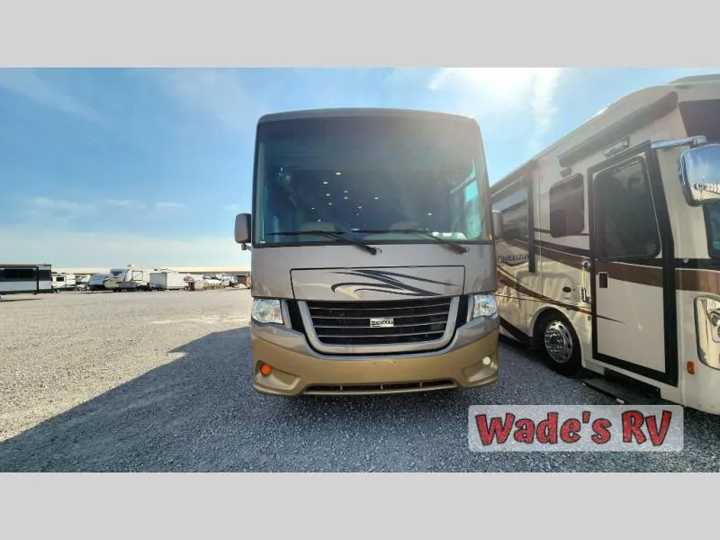 2015 Newmar Bay Star Sport Used    3306 - Photo 2