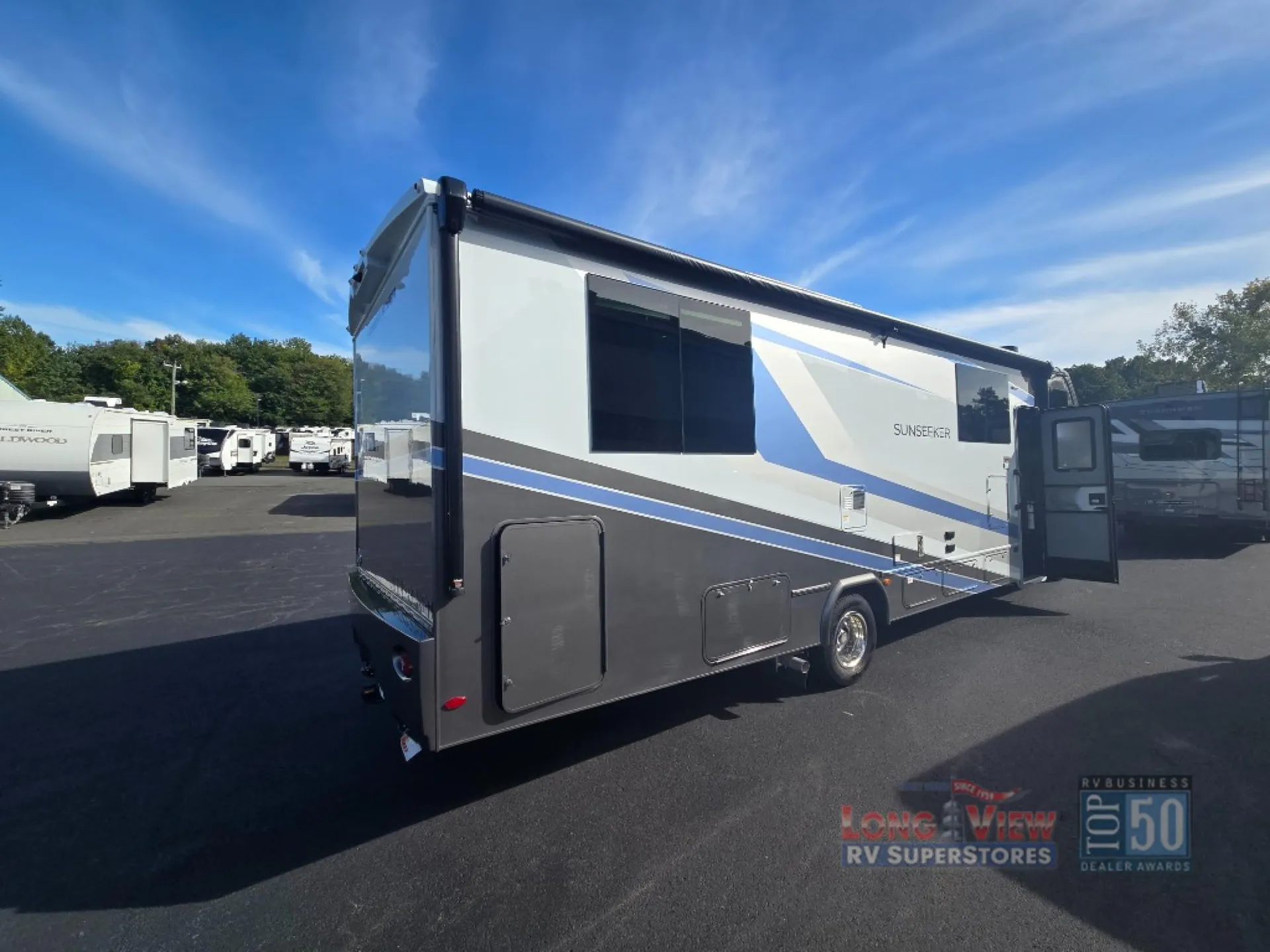 2027 Forest River Sunseeker 3150S - Photo 4