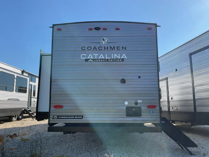 2027 Coachmen Catalina Legacy Edition 333DBDSCK, Photos photo 53