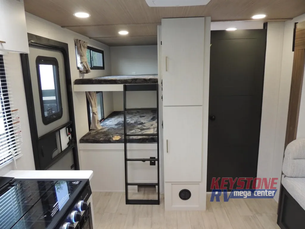 2026 Forest River Vibe Extreme Lite 2600BH, Photos photo 22