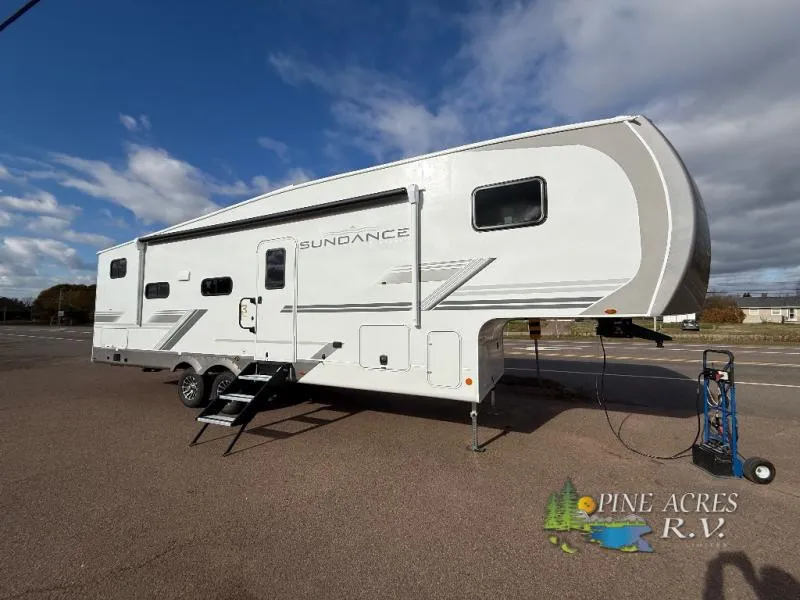 2026 Heartland Sundance XLT 28DB - Photo 2