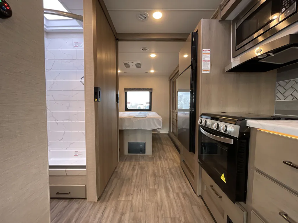 2026 Thor Motor Coach Freedom Traveler A29, Photos photo 16