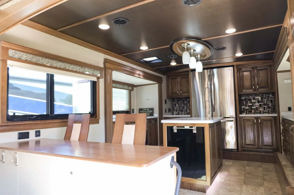 2019 Forest River RiverStone 39FK - Photo 3