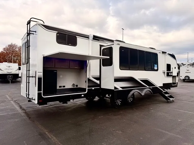 2026 Jayco Eagle HT 312BHOK - Photo 3