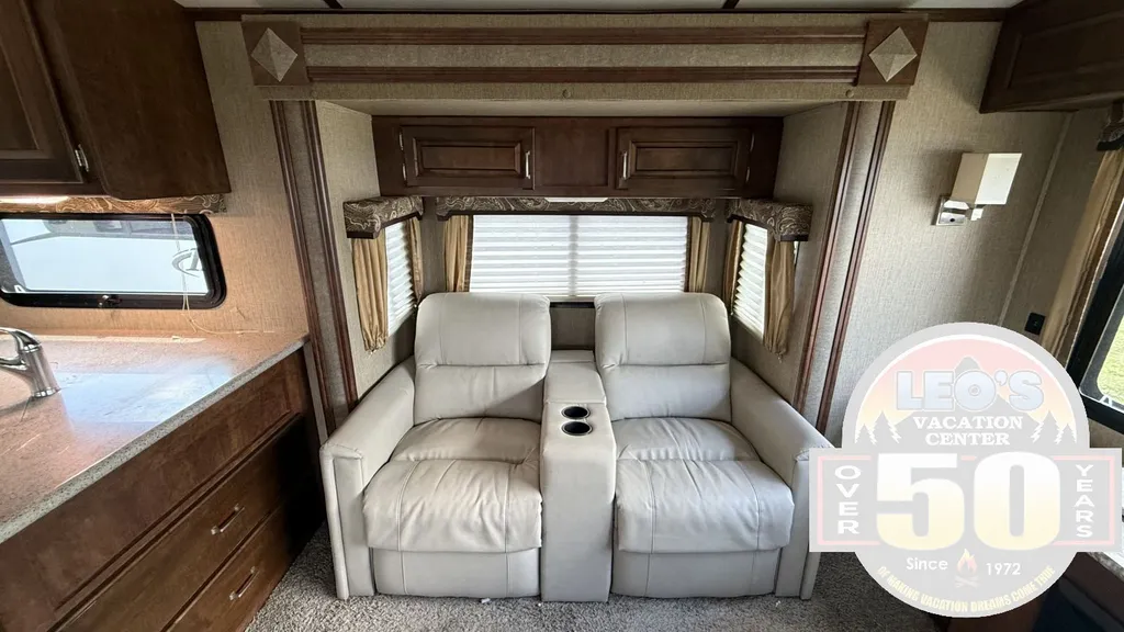 2016 Keystone Outback 298RE, Photos photo 23