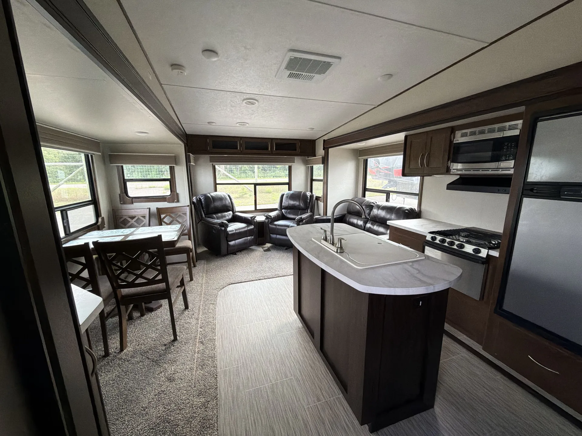 2018 Prime Time Crusader Lite 28RL — living area main