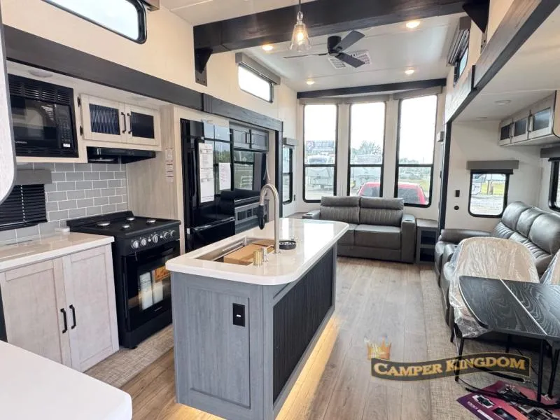 2026 Forest River Puma Vista 402LFT - Photo 4