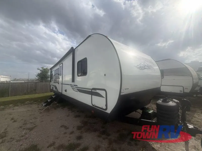 2025 Gulf Stream Yellowstone Ranch Edition 29RKS - Photo 2