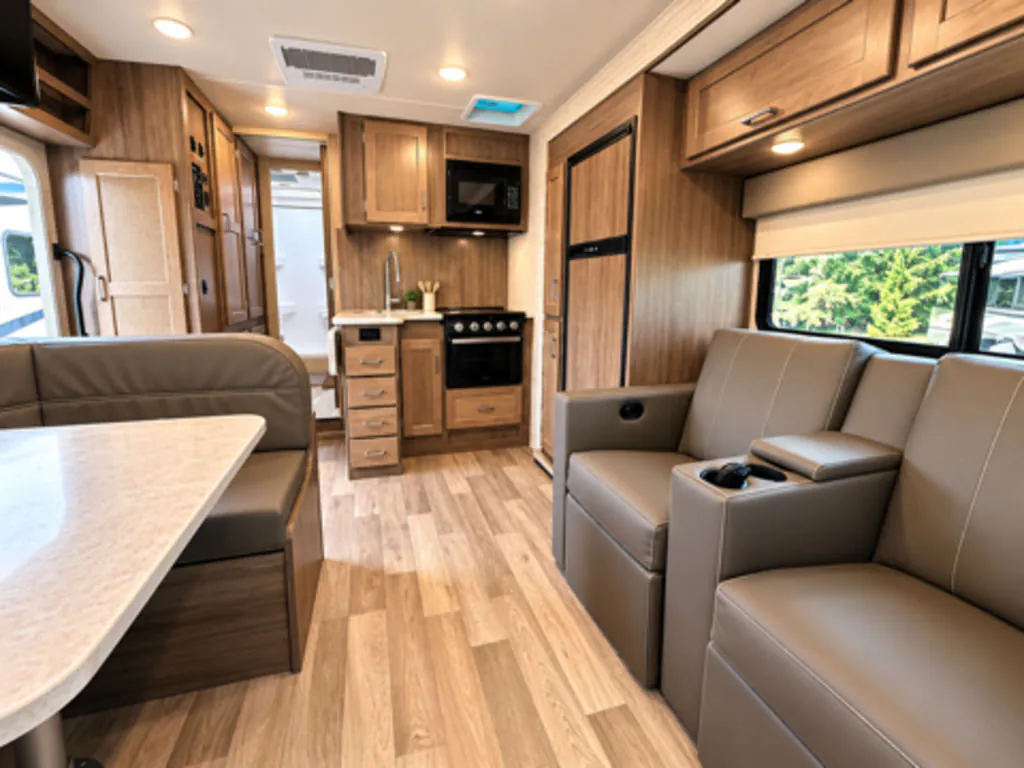 2024 Winnebago Spirit 26T - Photo 3