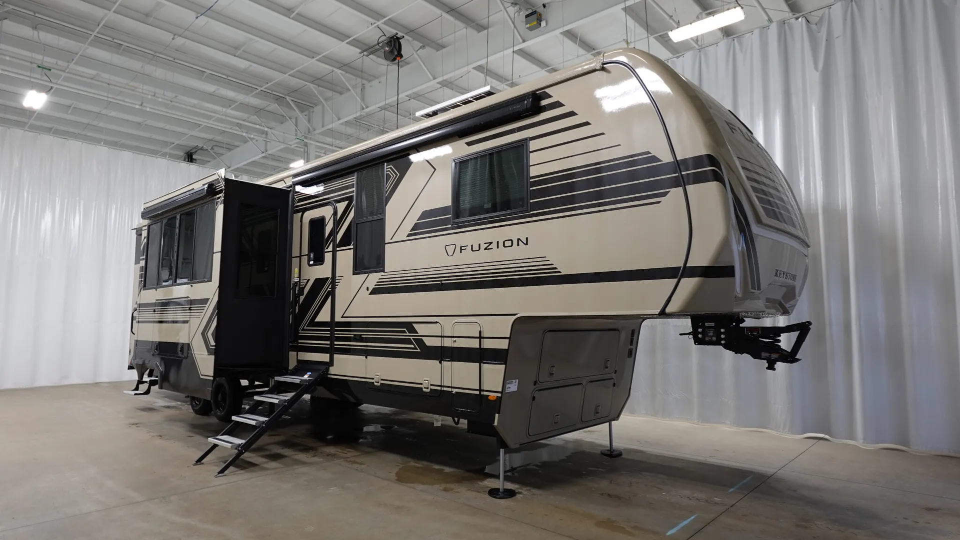 2026 Keystone Fuzion 373 - Photo 2
