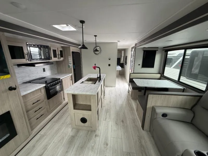 2027 East to West Della Terra 272RL - Photo 4