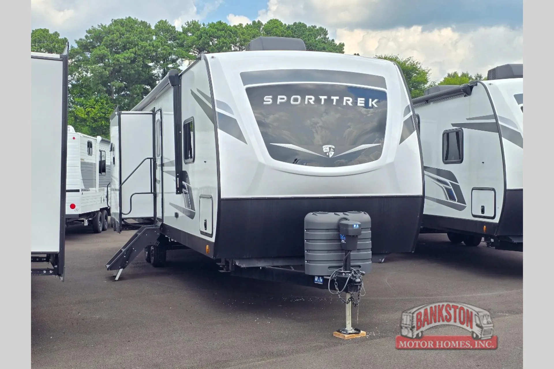 2026 Venture RV SportTrek ST333VIK - Photo 2