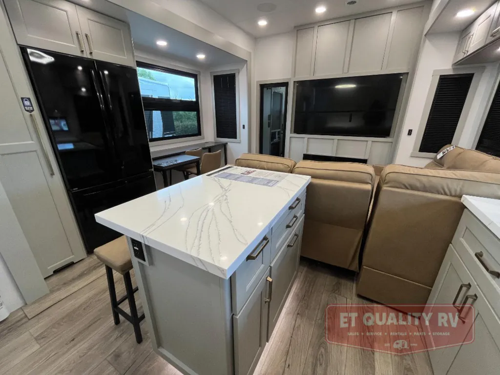 2026 Brinkley Model G 4150, Photos photo 32