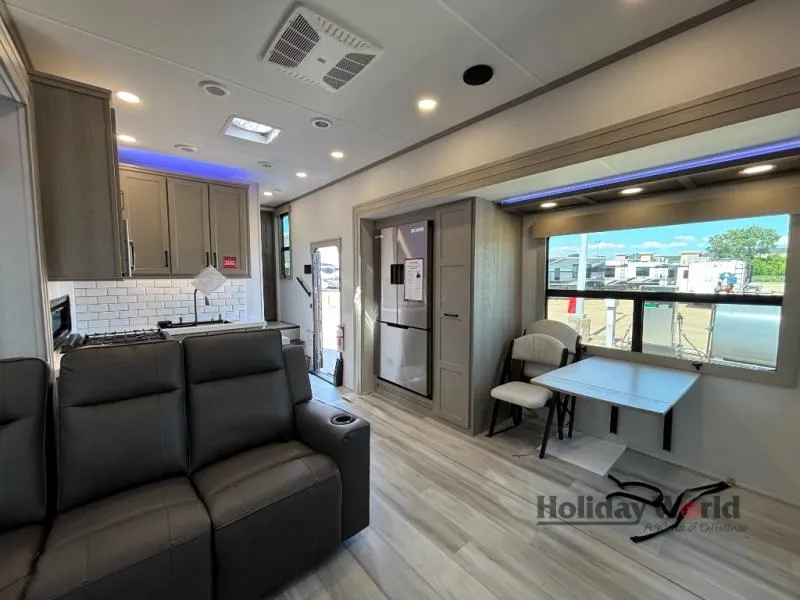 2026 Grand Design Momentum M-Class 414M - Photo 4