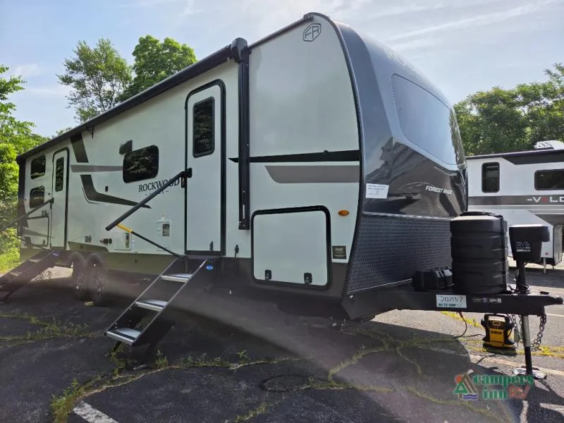 2026 Forest River Rockwood Ultra Lite 2706BH - Photo 2
