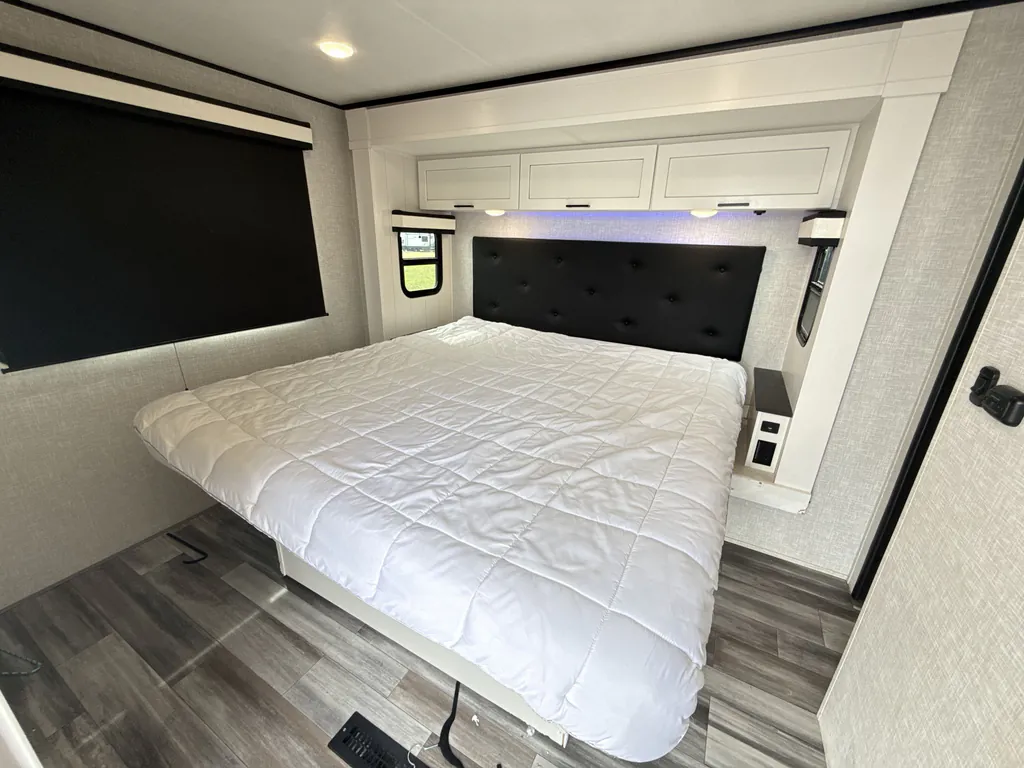 2025 Jayco Jay Feather 26FK, Photos photo 40