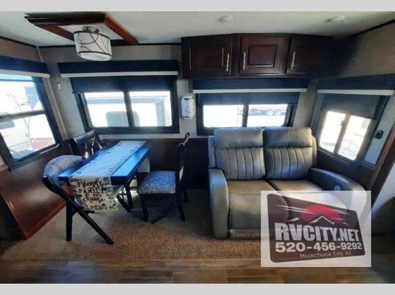 2020 Jayco Pinnacle 32RLTS - Photo 3