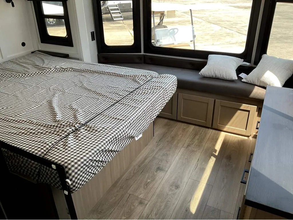 2026 Jayco Jay Flight Bungalow JayLoft, Photos photo 10