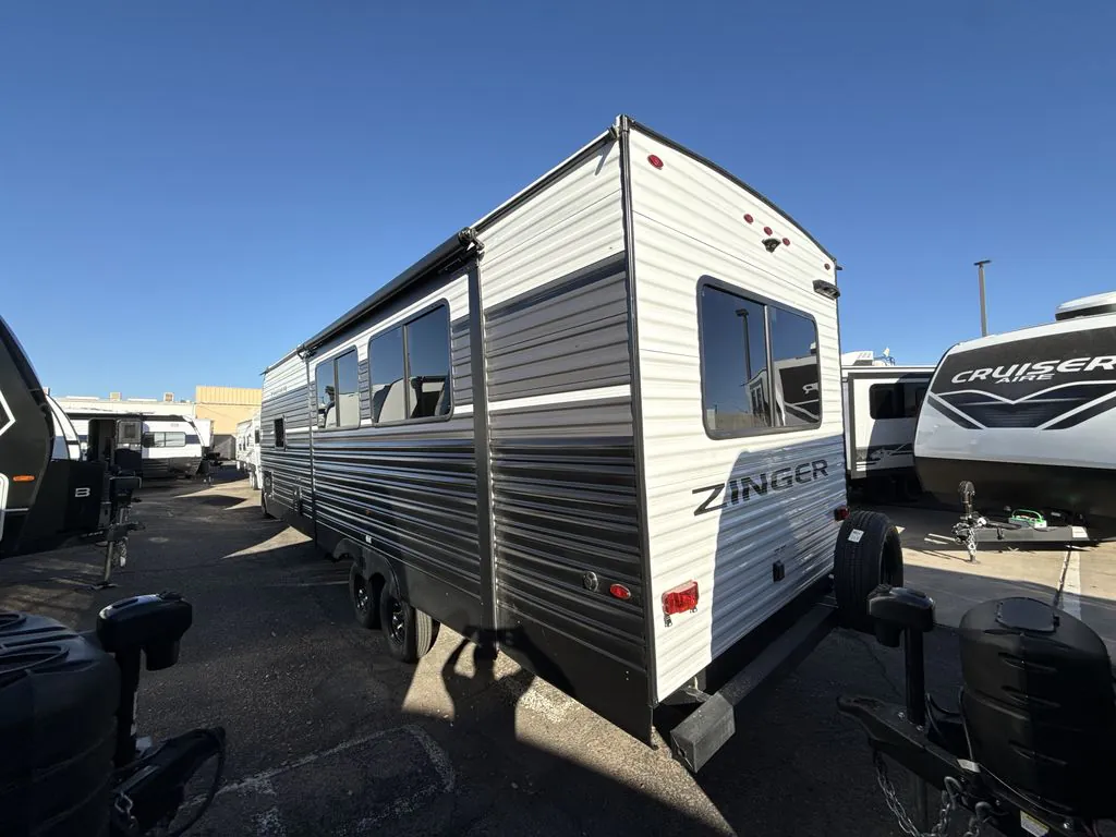 2026 CrossRoads Zinger 260RL, Photos photo 3