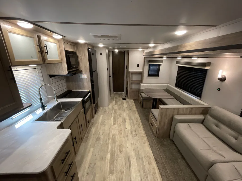2024 Gulf Stream Conquest 323TBR, Photos photo 41