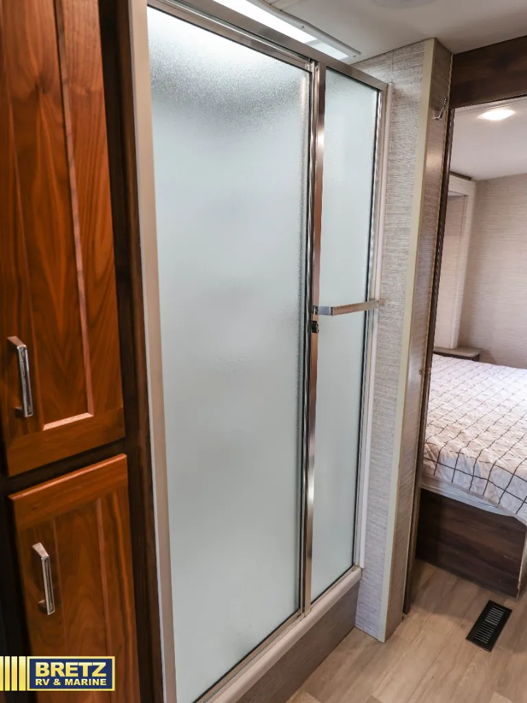 2021 Winnebago Sunstar 32M, Photos photo 33