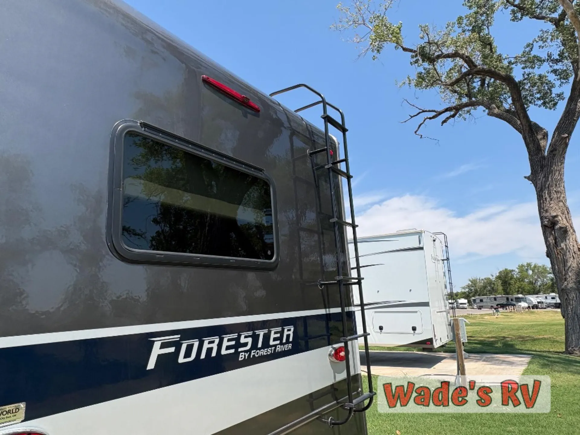 2019 Forest River Forester 3041DS — Photo 6