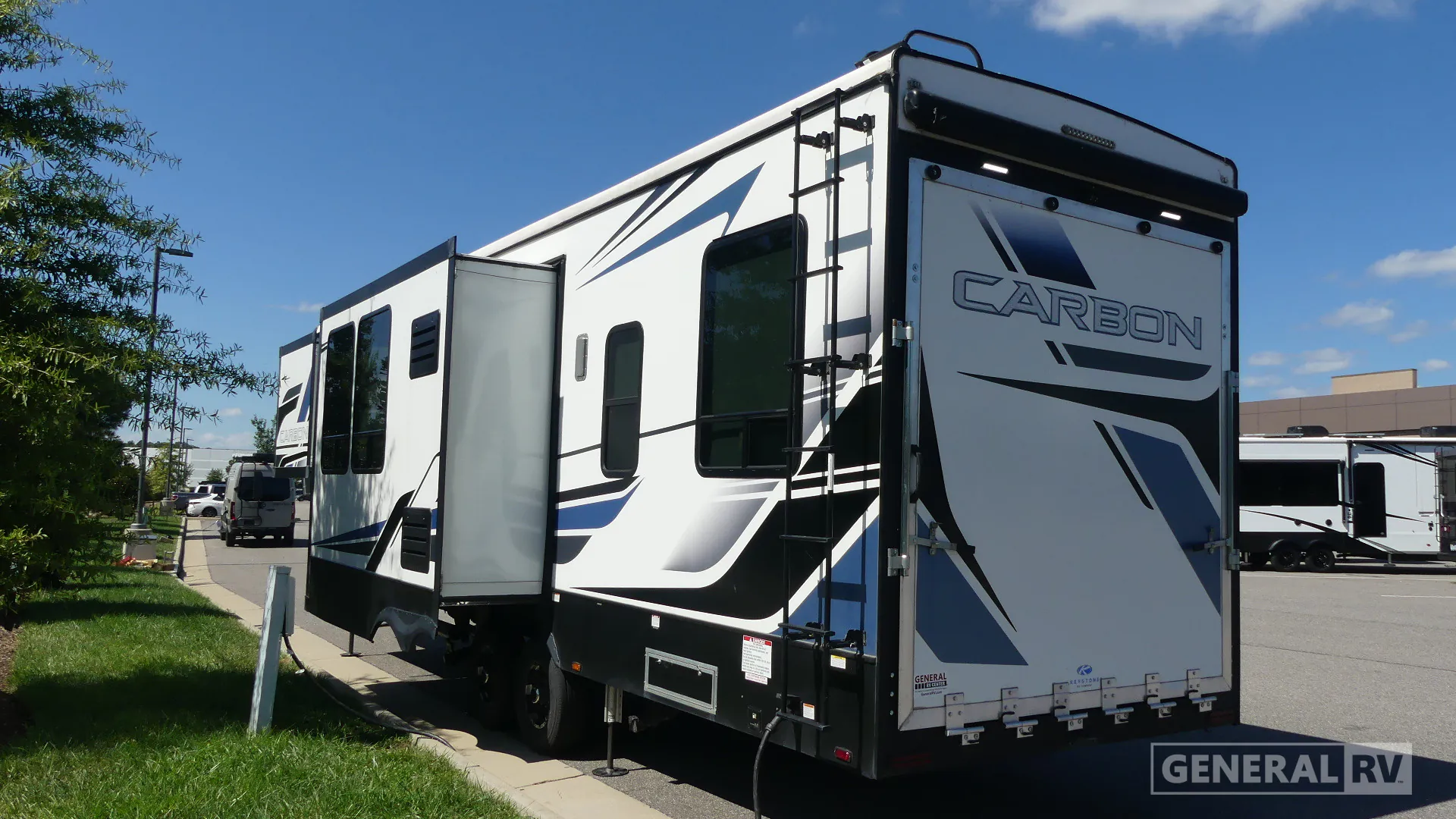 2022 Keystone Carbon 338 - Photo 4
