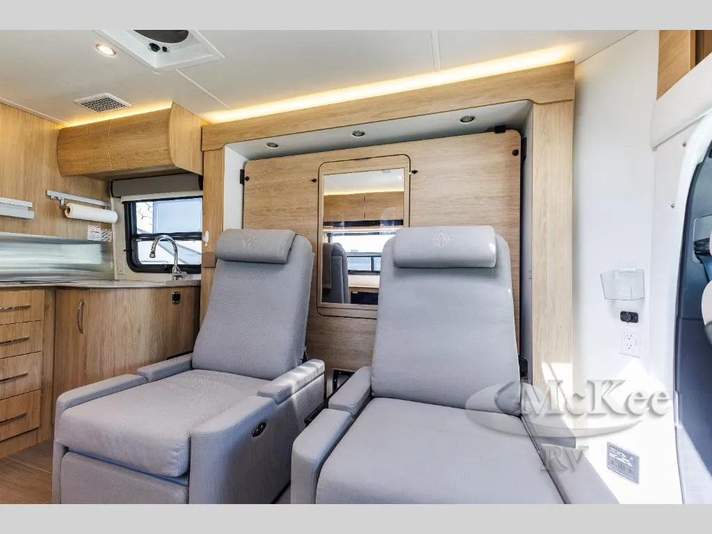 2022 Leisure Travel Unity 24MB - Photo 4