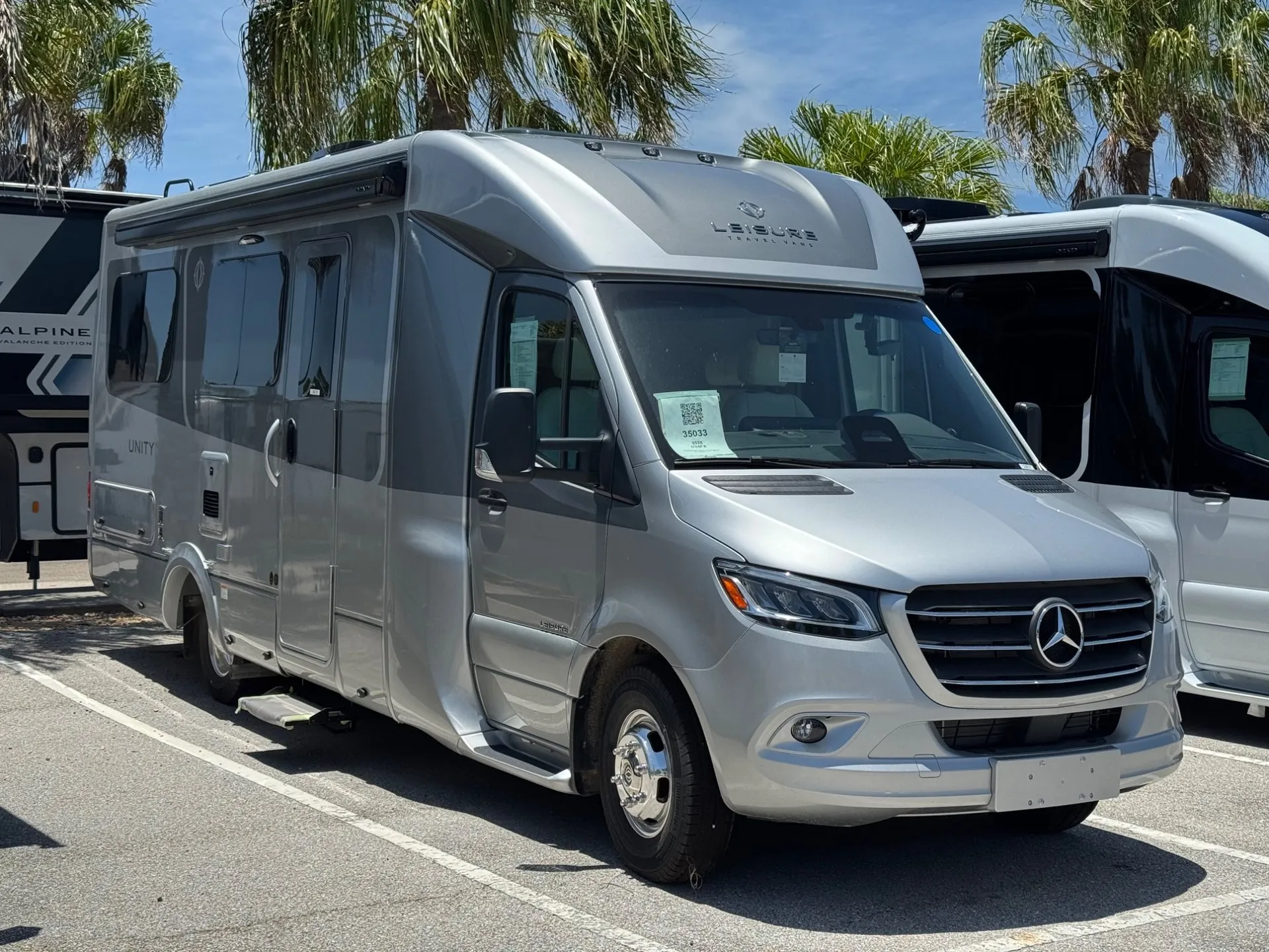 2026 Leisure Travel Vans Unity 24FX - Main photo
