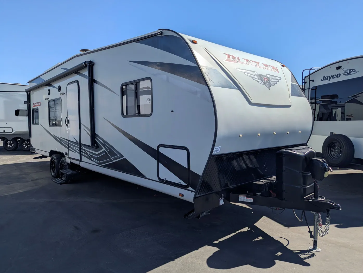 2021 Genesis Supreme Blazen 2614 - Photo 2