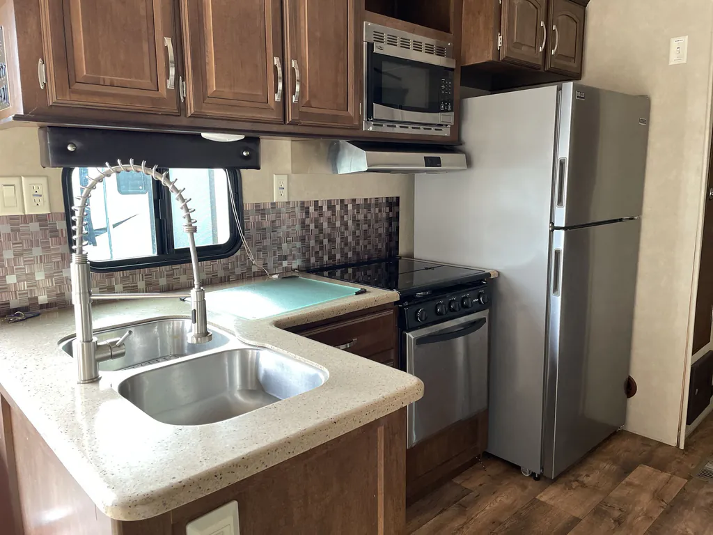 2017 Forest River Salem Villa 4002Q, Photos photo 8