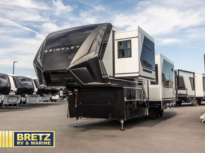 2026 Brinkley Model G 3250 - Photo 4